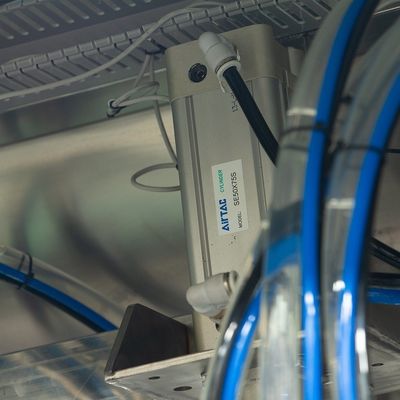 Npack الهيكل الخطي آلة تعبئة زجاجات المنظفات التلقائية بالكامل